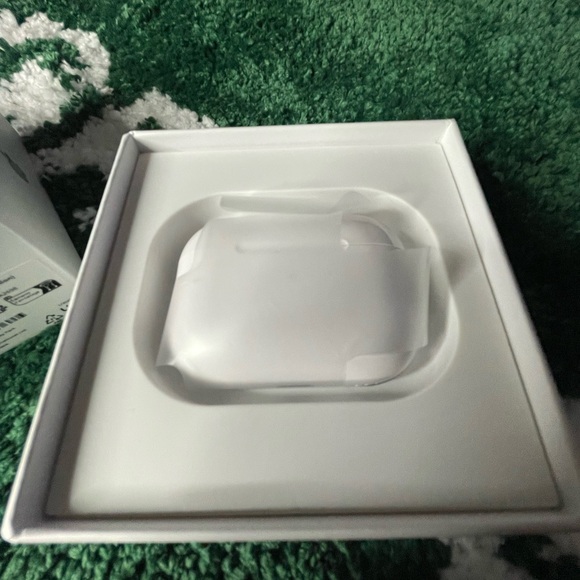 Airpod pro 2 - Picture 2 of 5